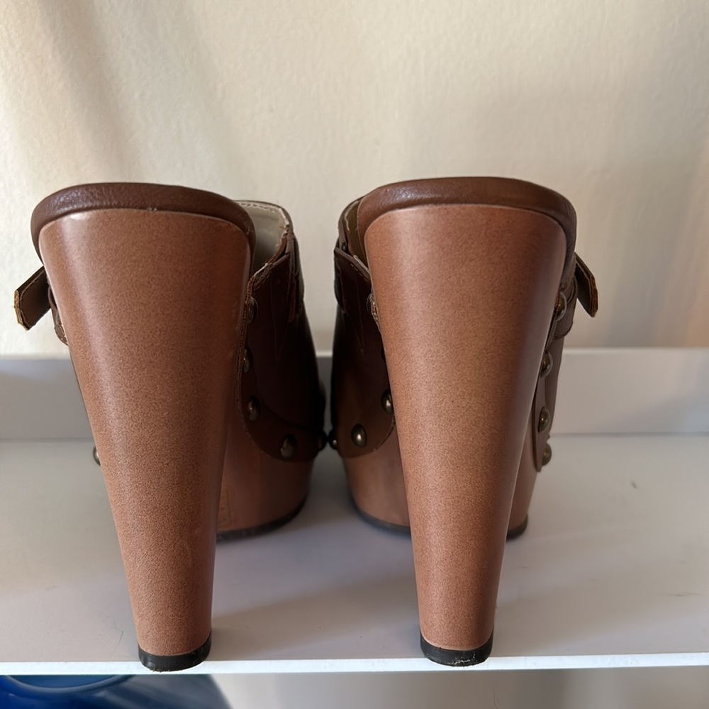 CALL IT SPRING brown studded clogs size 6.5 - Picture 8 of 12